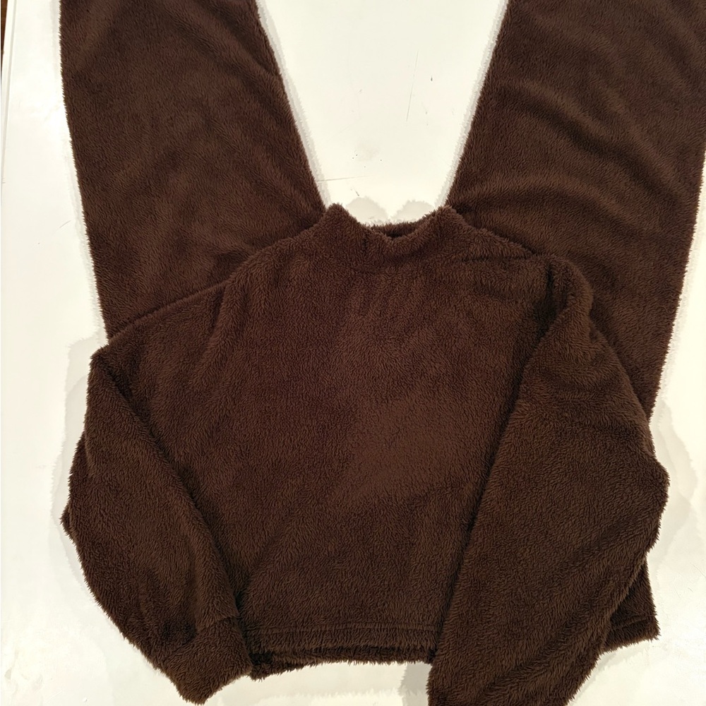 Cozy Brown 2 Piece Set - Picture 5 of 11
